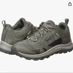 KEEN womens Terradora 2 Waterproof Low Height Hiking Shoe